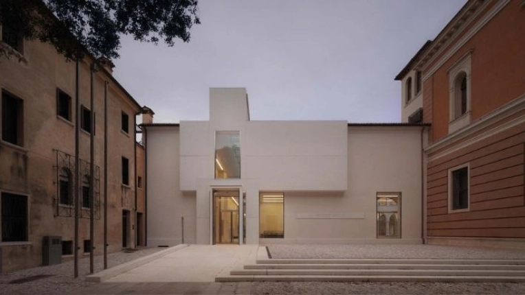 Historical / Listed Buildings, Futuristic