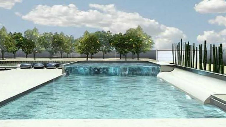 Exterior, Swimming Pools